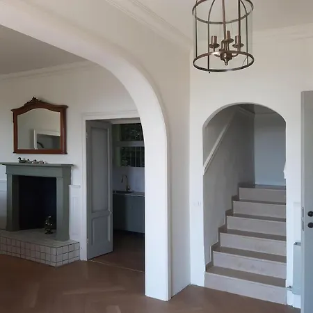 Дом отдыха Oreste, 4 Bedroom Period With View