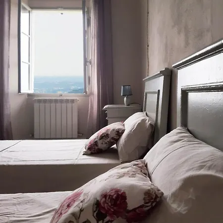 Дом отдыха Oreste, 4 Bedroom Period With View