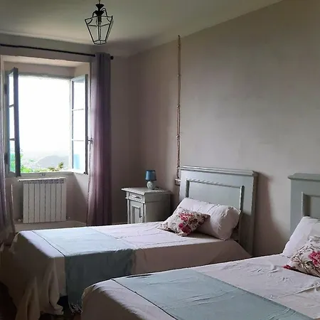 Дом отдыха Oreste, 4 Bedroom Period With View *