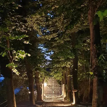Дом отдыха Oreste, 4 Bedroom Period With View *